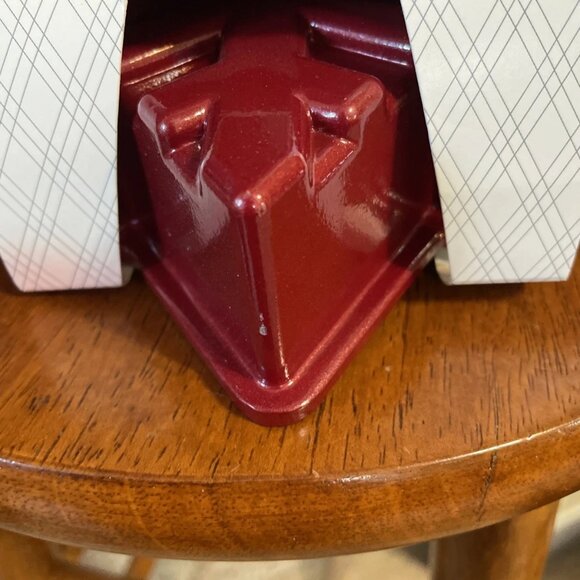 Nordic Ware Frozen Snowflake Cake Pan In Red - 6 Cups - New - Picture 5 of 6